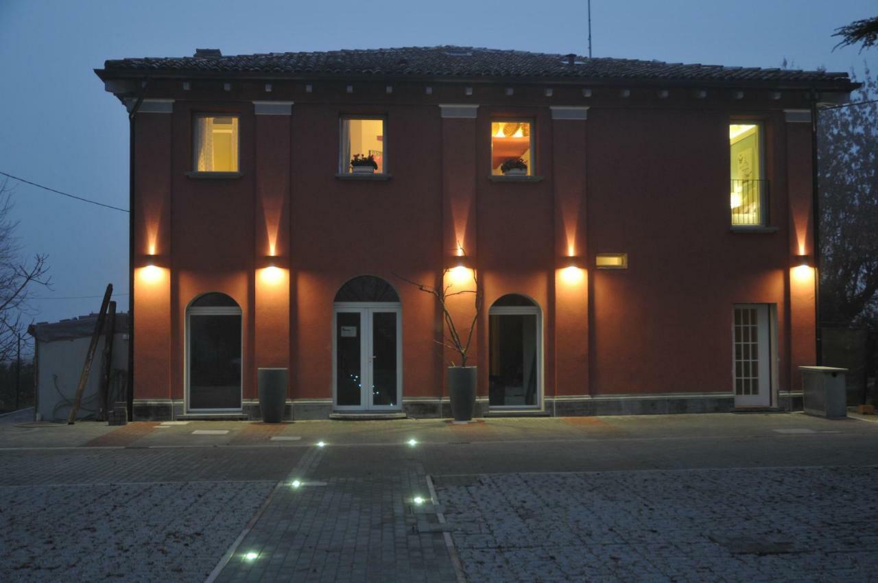 Fico Bologna 453 Bed and Breakfast Trebbo Di Reno Buitenkant foto